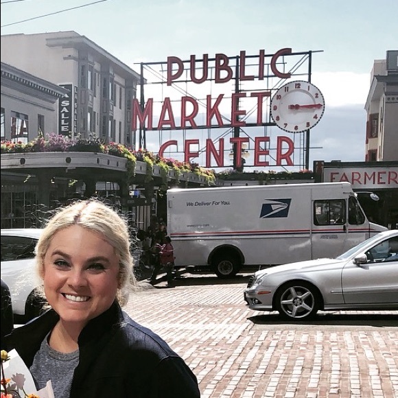 Meet your Posher, Keriann โ๏ธ - Picture 5 of 7